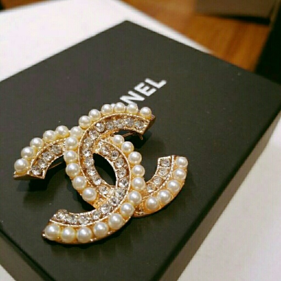 Brooch - Picture 1 of 1